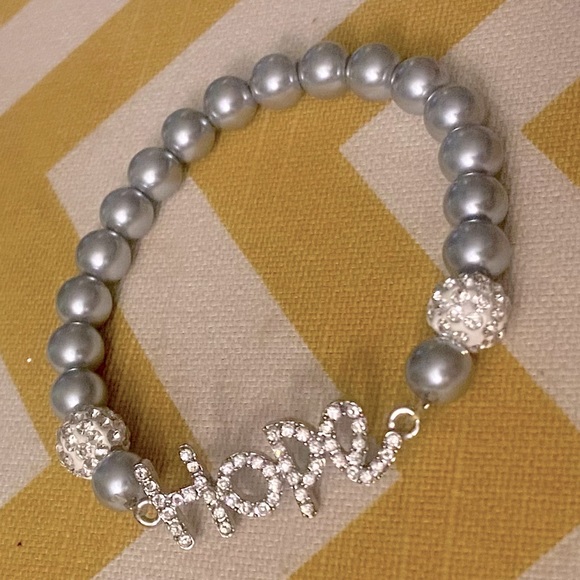 Jewelry - “Hope” rhinestone silver beaded elastic bracelet EUC